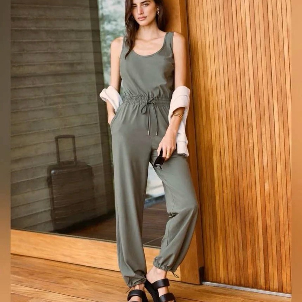 Abercrombie & Fitch Sage Green Jumpsuit